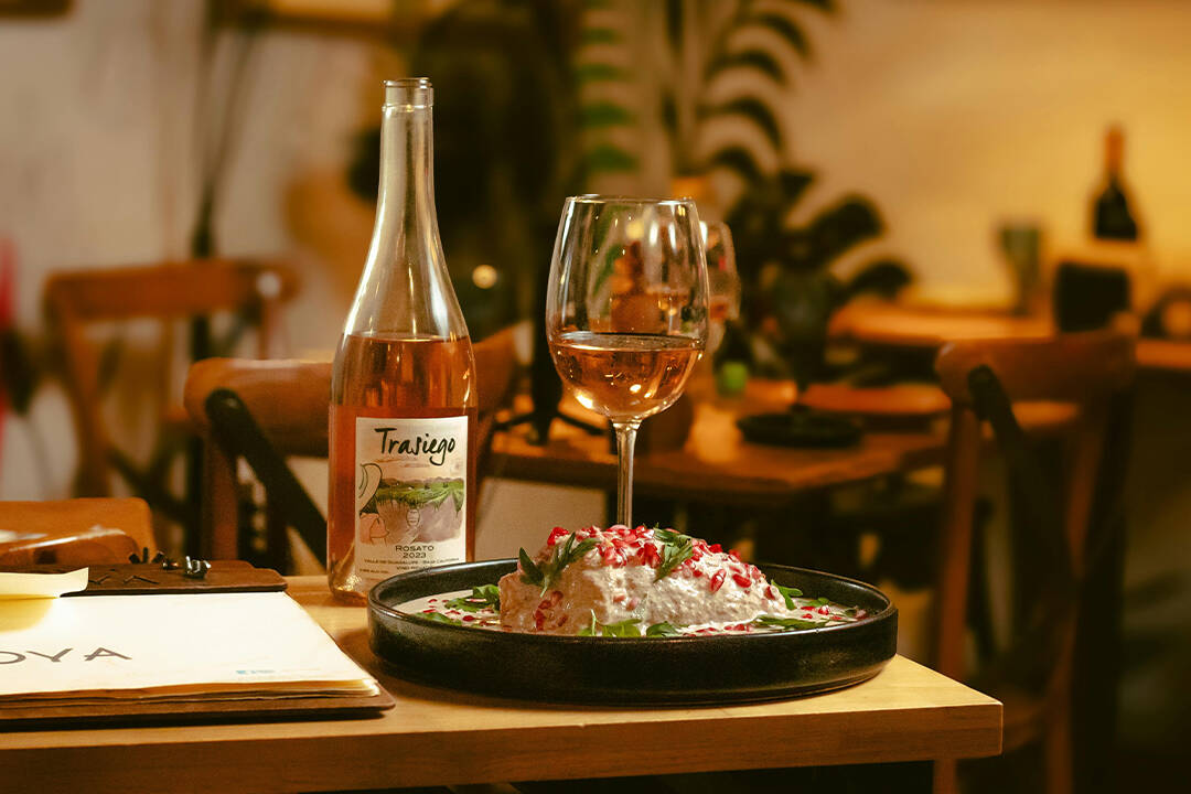 SEO for restaurants with hospitality branding services and marketing strategy